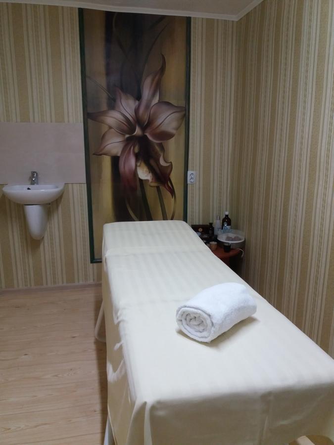 Hotel Stroitel Χισάρια Εξωτερικό φωτογραφία